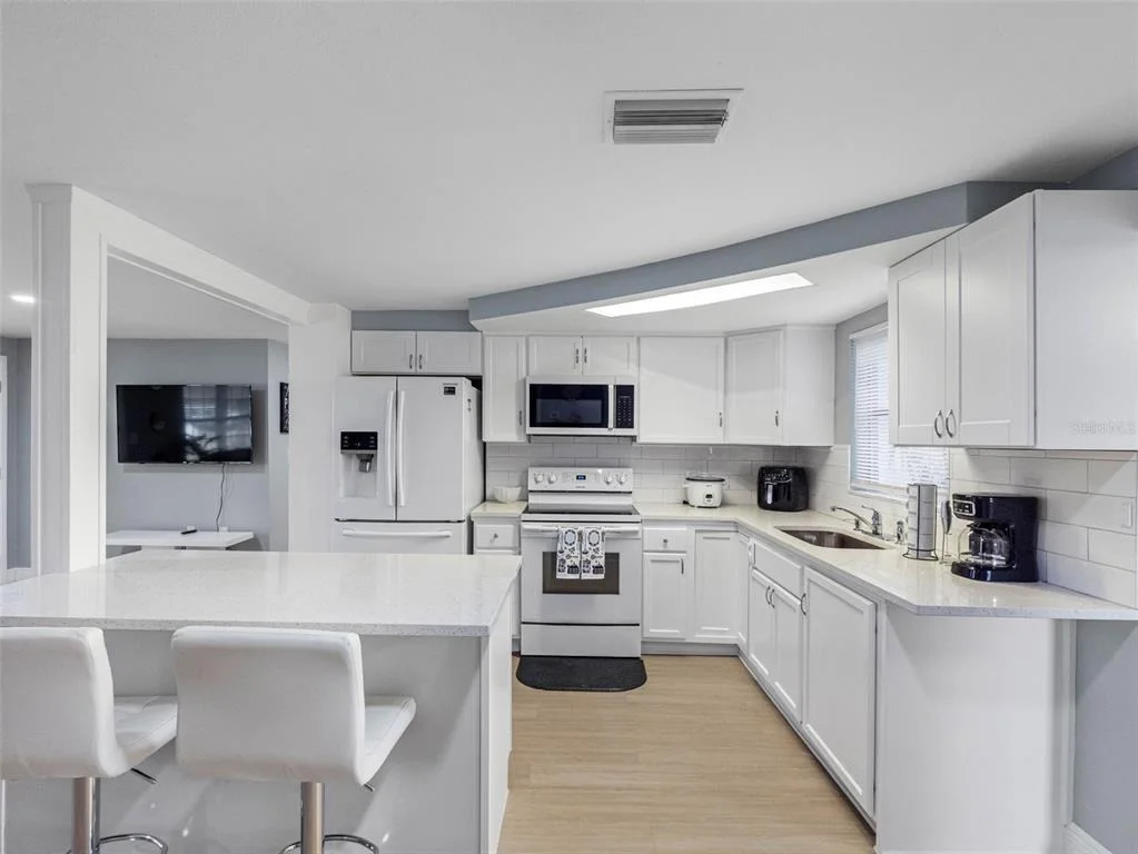 Photo of 1036 VIKING DRIVE