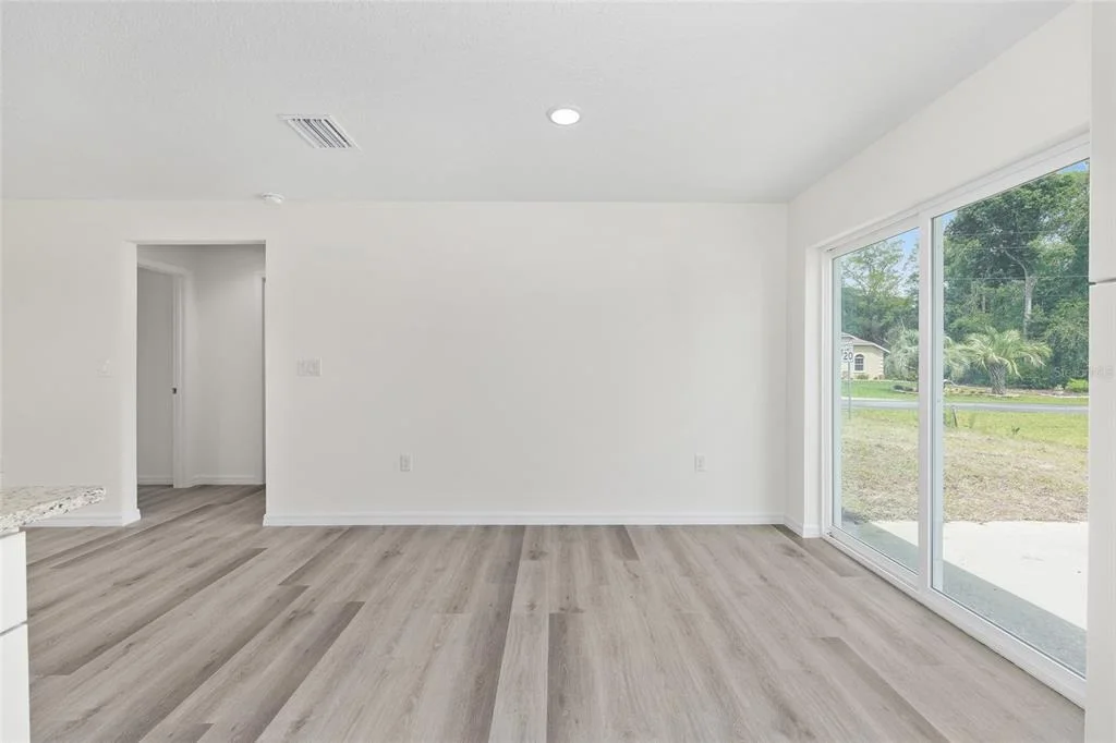 Photo of 13019 NE 7TH LOOP