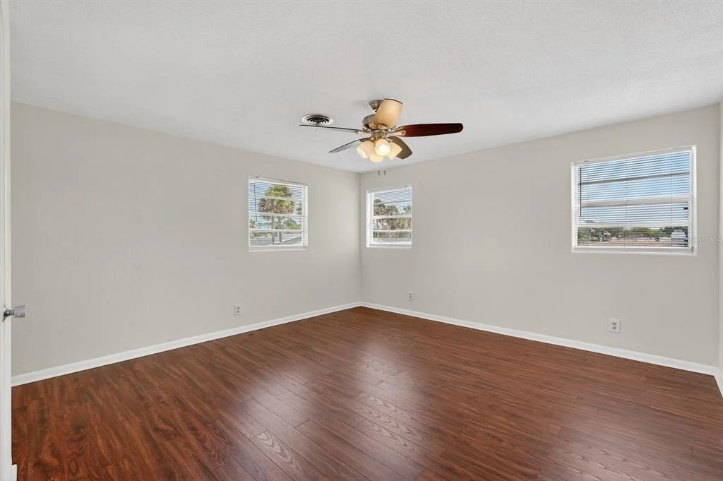 Photo of 1238 SUWANEE ROAD