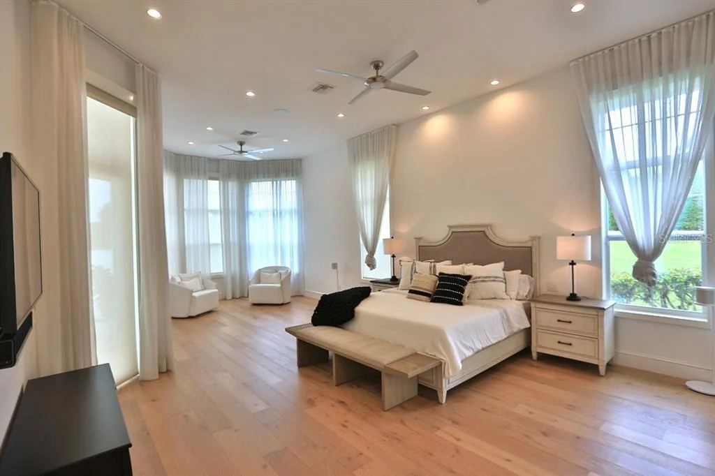 Photo of 601 SE 80TH STREET