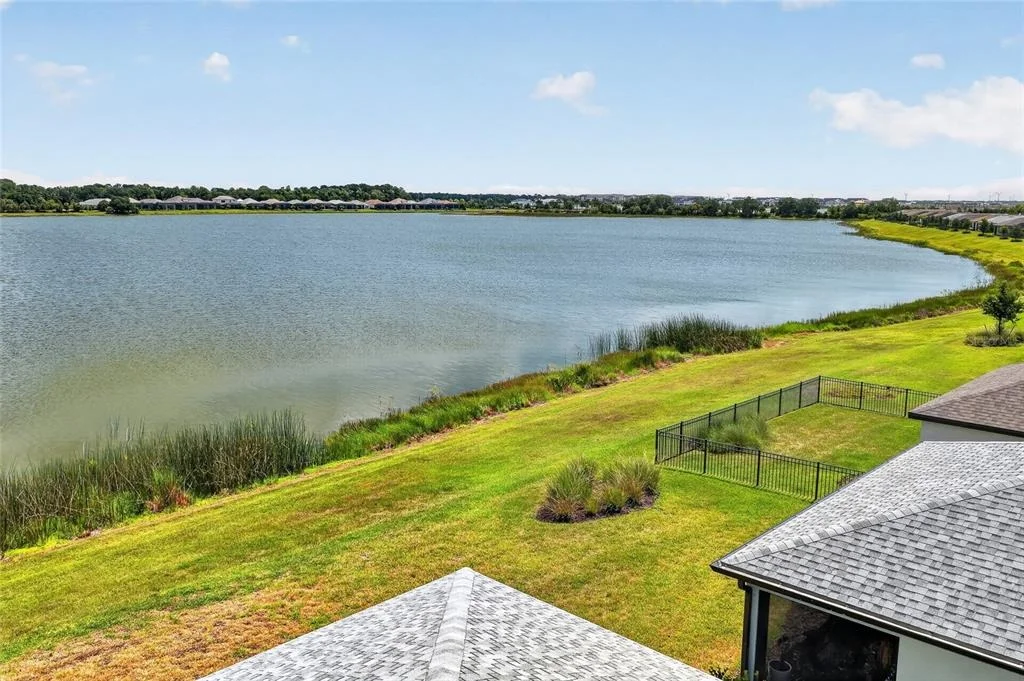 Photo of 6492 SILVERSTAR DRIVE