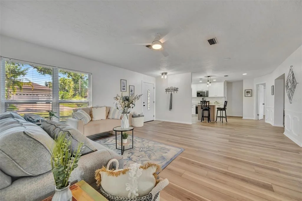 Photo of 6209 FLAMINGO DRIVE