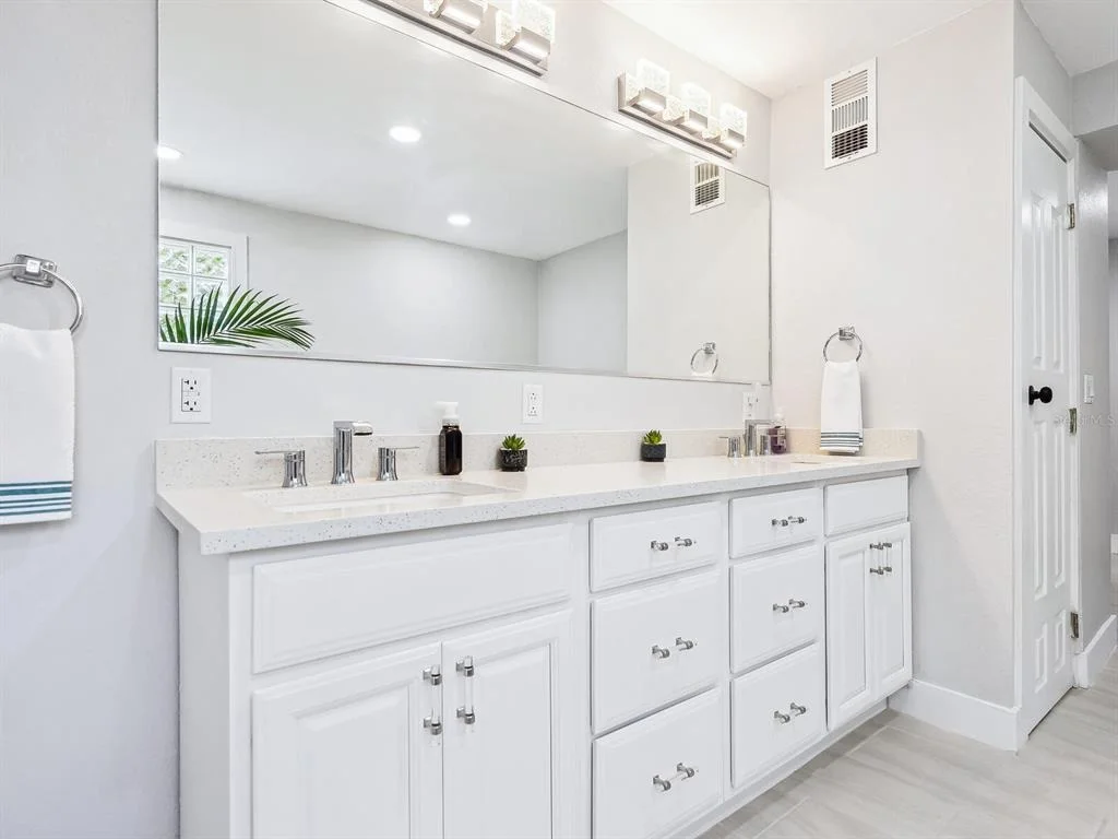 Photo of 221 LYCHEE ROAD