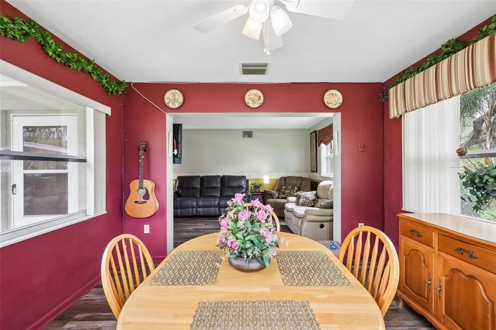 Photo of 37350 OAK LANE