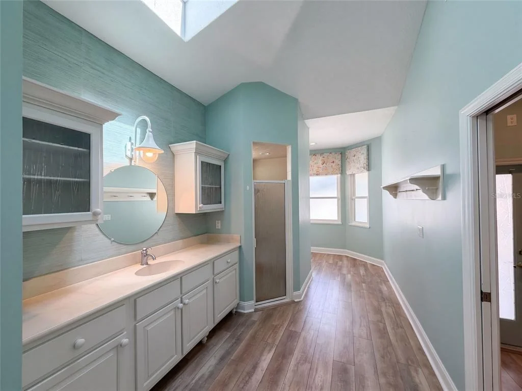 Photo of 4335 SE 8TH STREET