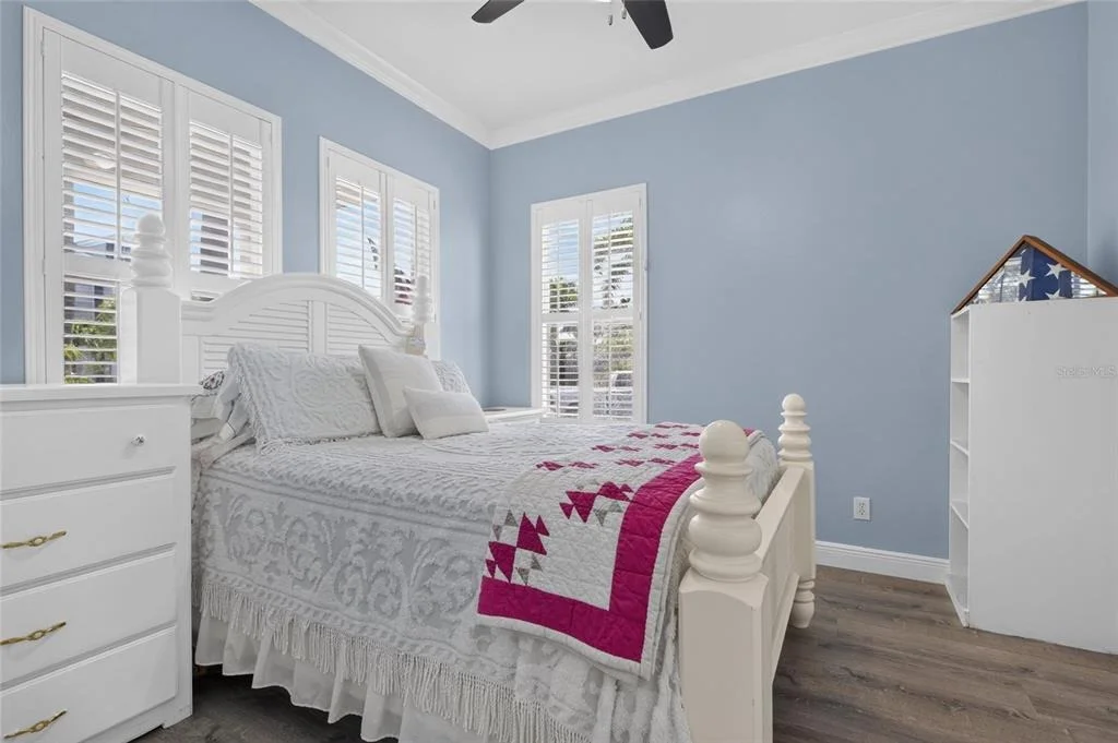 Photo of 5216 POINT HARBOR LANE
