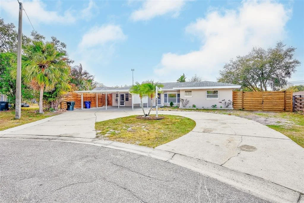Photo of 3946 OMEGA CIRCLE