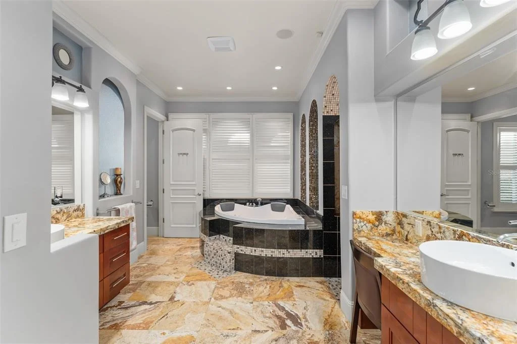 Photo of 9575 WESTOVER ROBERTS ROAD