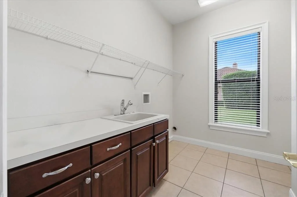Photo of 5112 HIGHLANDS LAKEVIEW LOOP