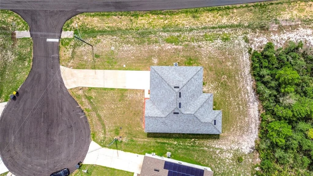 Photo of 106 OAK CIRCLE