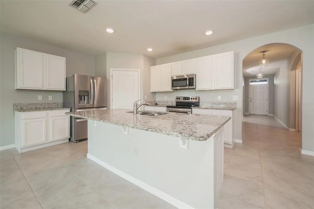 Photo of 345 SUMMERSHORE DRIVE