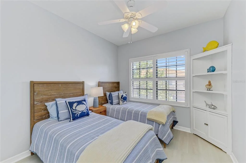 Photo of Unit 486 at 4024 OVERTURE CIRCLE