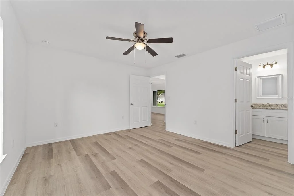 Photo of 13119 NE 7TH LOOP