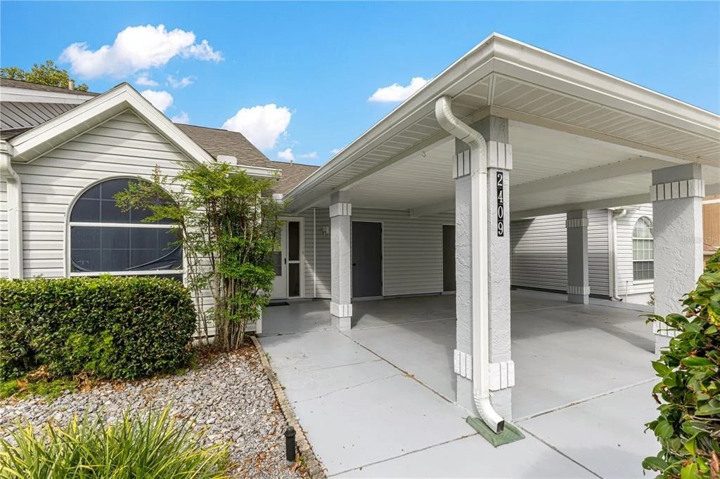 Photo of 2409 SE 18TH CIRCLE