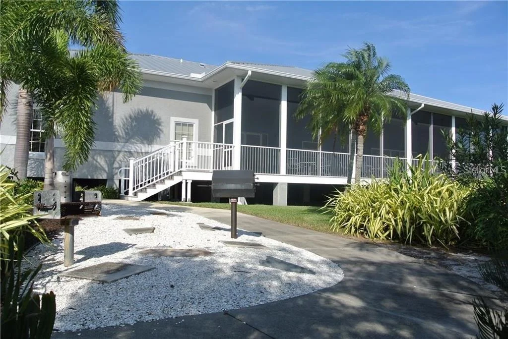 Photo of 950 WATERSIDE LANE