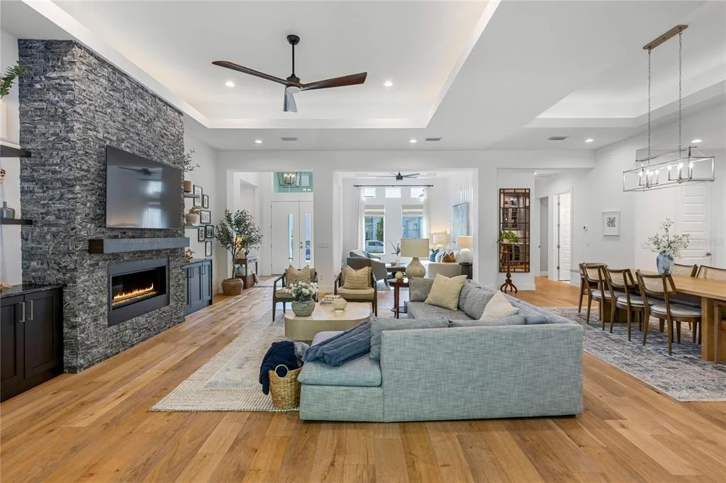 Photo of 1663 CANYON OAK WAY