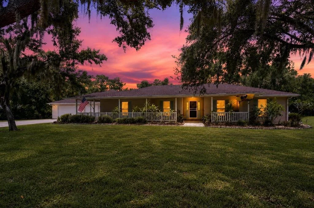 Photo of 608 WOODVIEW WAY