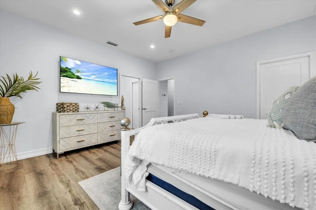 Photo of 9277 BELDING DRIVE