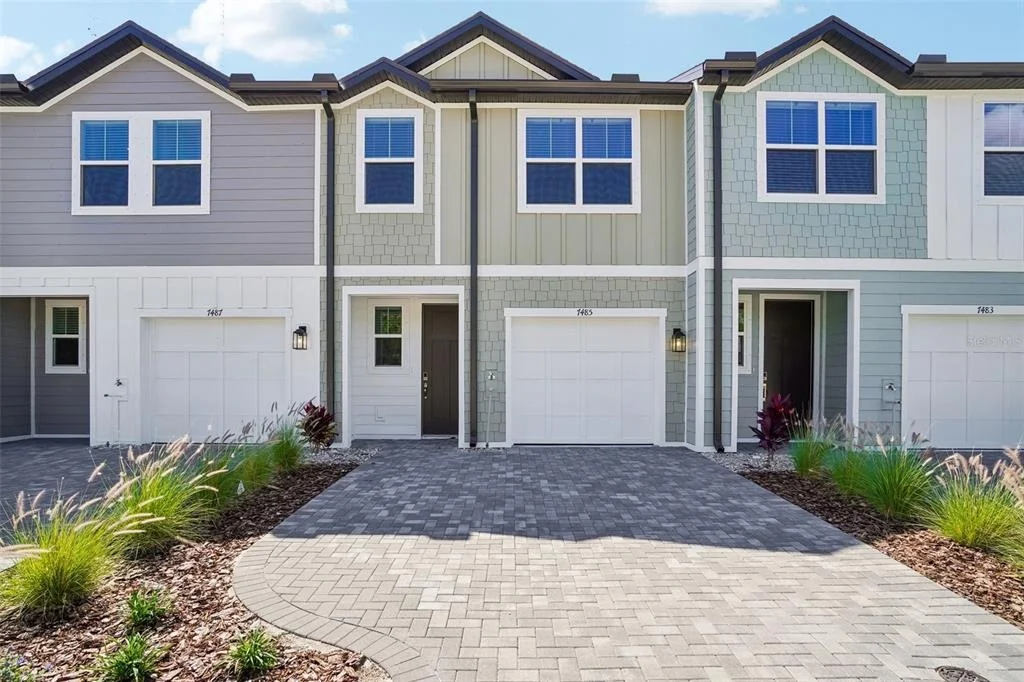 Photo of 7485 DEER VALLEY CIRCLE