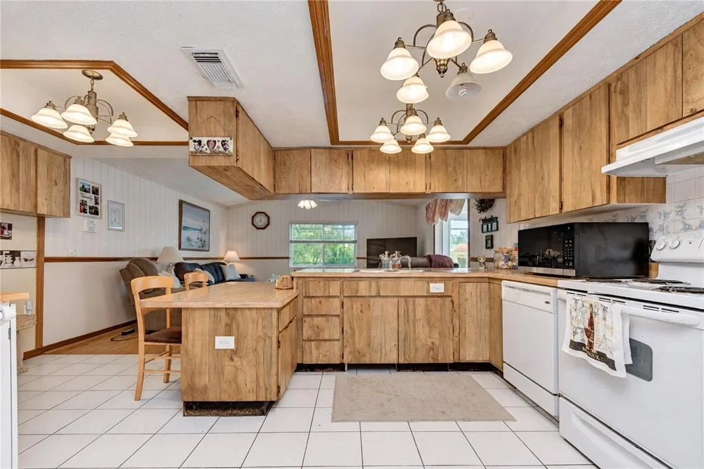 Photo of 659 TIMBER POND DRIVE