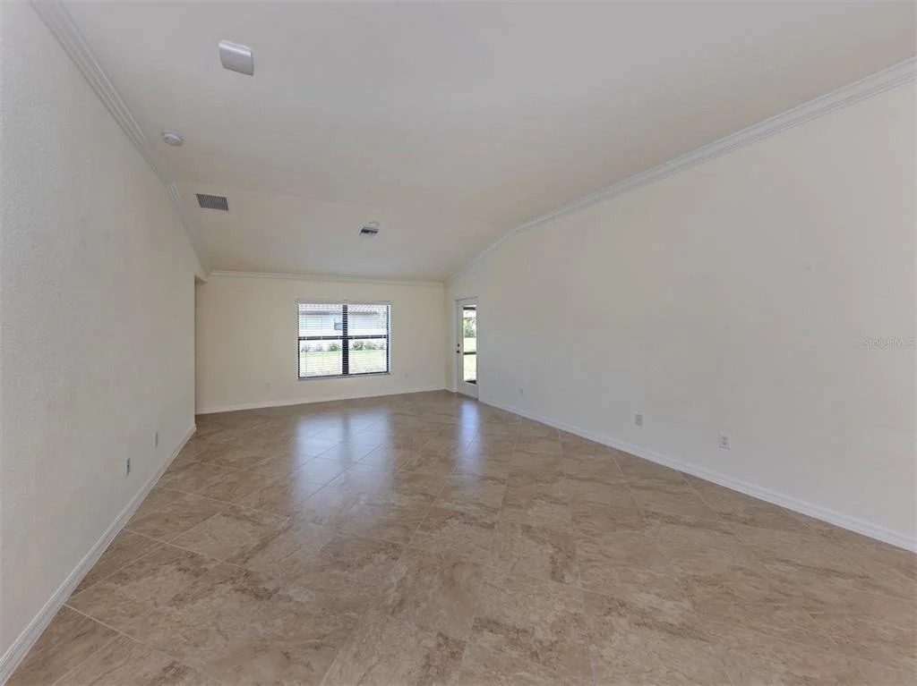 Photo of 12490 CINQUETERRE DRIVE