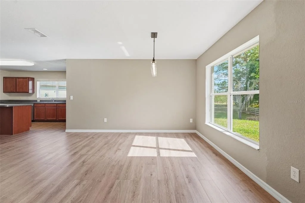 Photo of 42 SUNRISE DRIVE