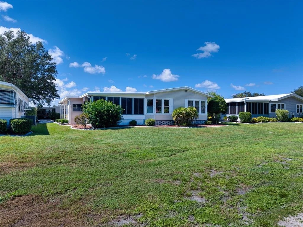 Photo of 8530 COUNTESS AVENUE CIRCLE