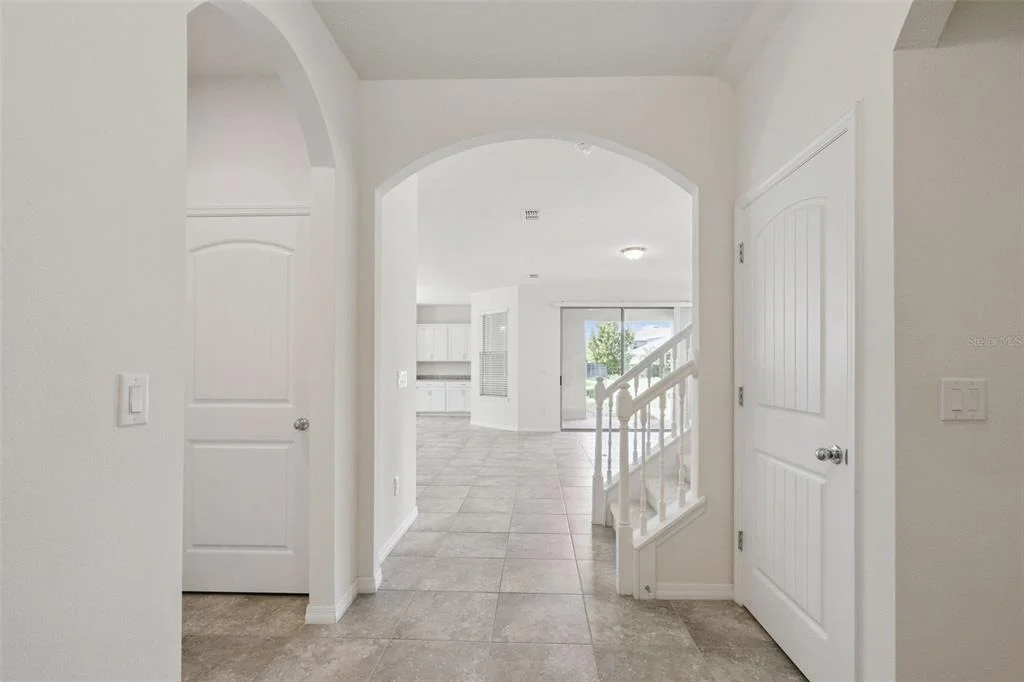 Photo of 16031 PEBBLE BLUFF LOOP