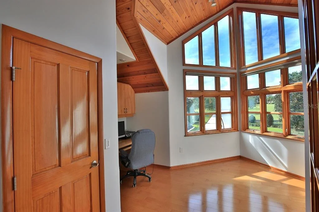 Photo of 11035 SE SUNSET HARBOR ROAD