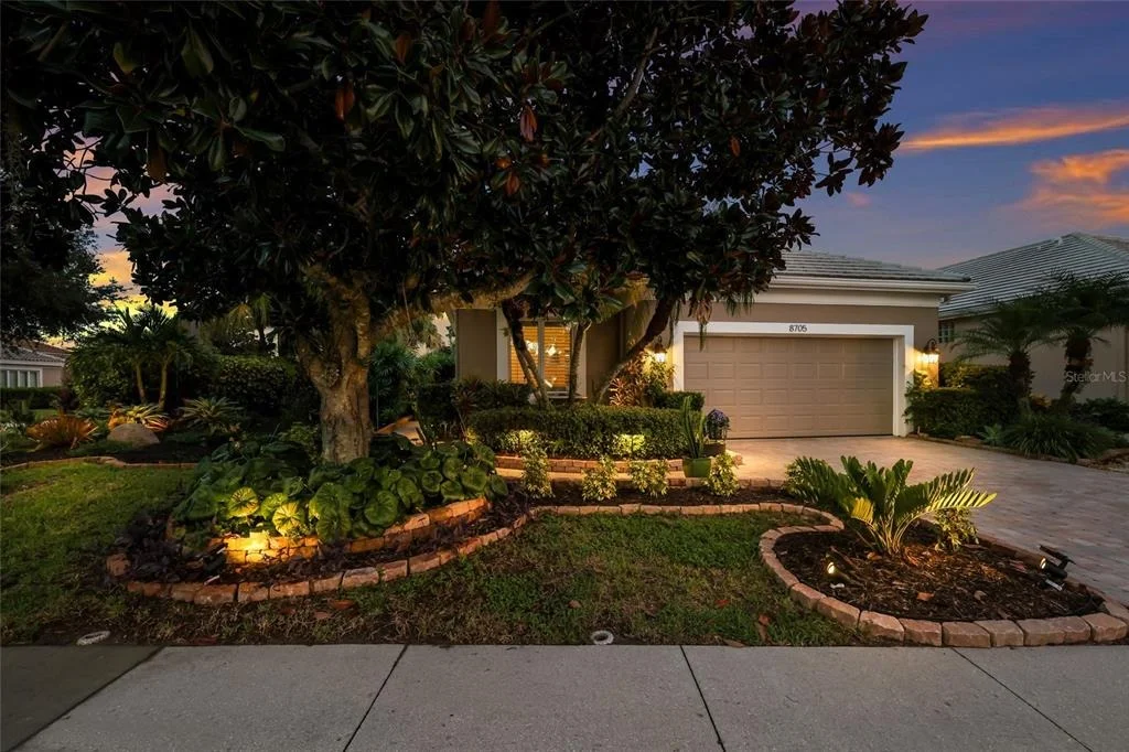 Photo of 8705 52ND DRIVE E
