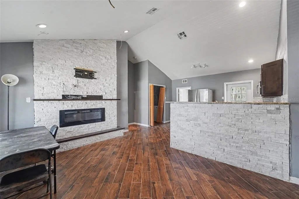 Photo of 6706 SANDRA DRIVE