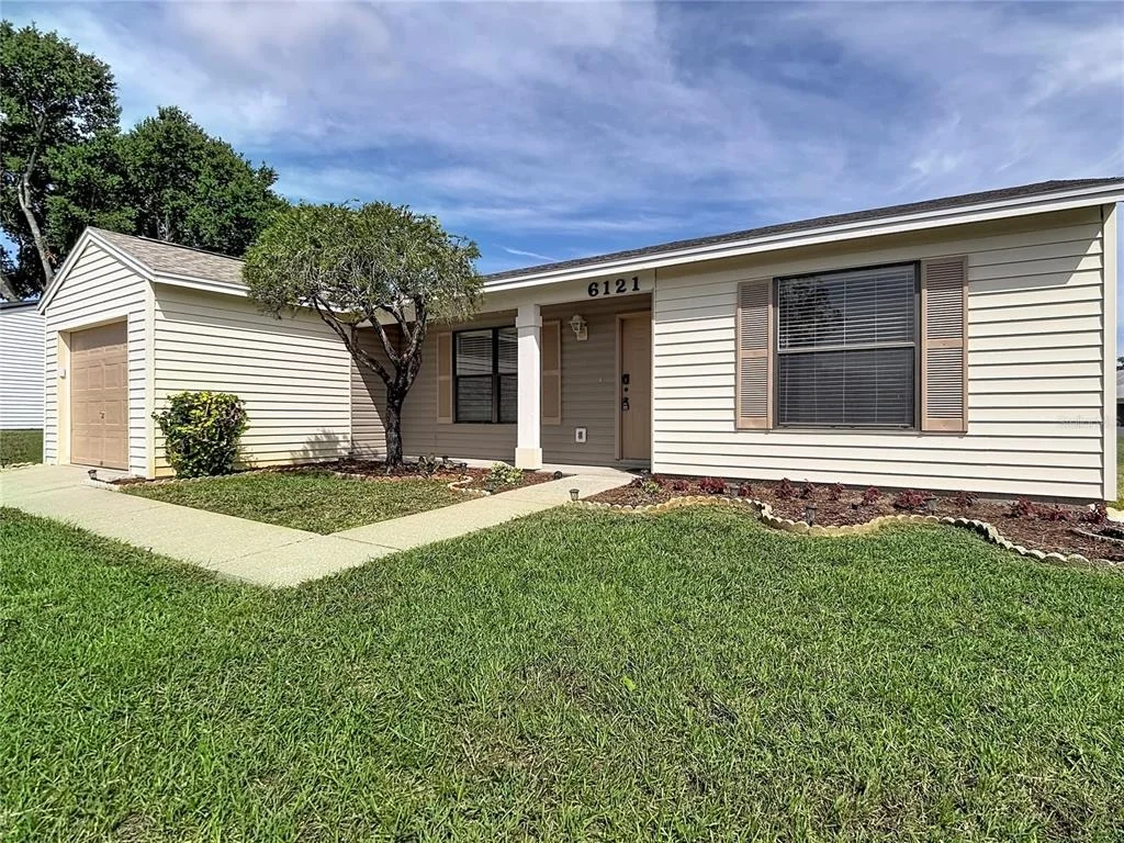 Photo of 6121 KITTIWAKE DRIVE