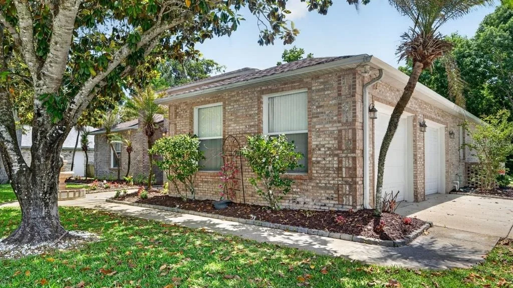 Photo of 941 GEORGE HECKER DRIVE