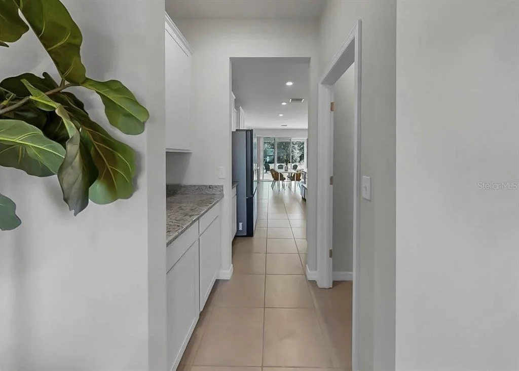 Photo of 16454 WOODSIDE GLEN