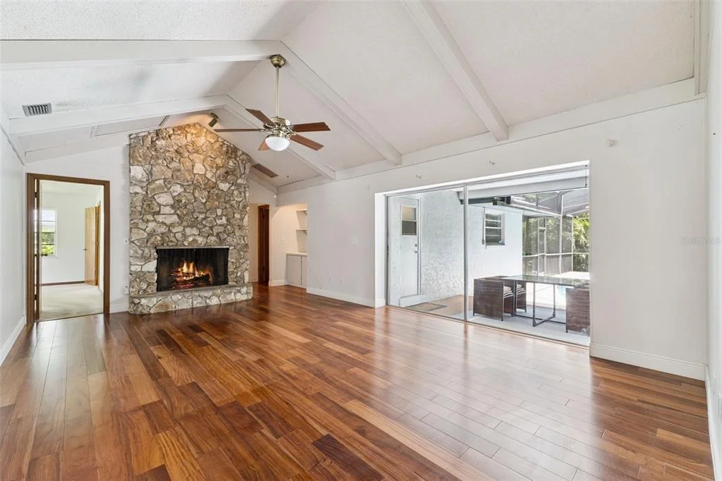Photo of 211 HICKORY DRIVE