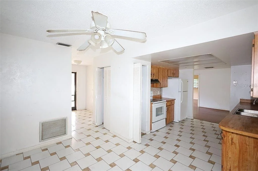 Photo of 339 COLOMBA ROAD