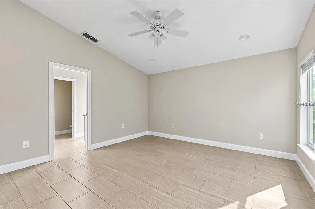Photo of 1907 LAREDO DRIVE