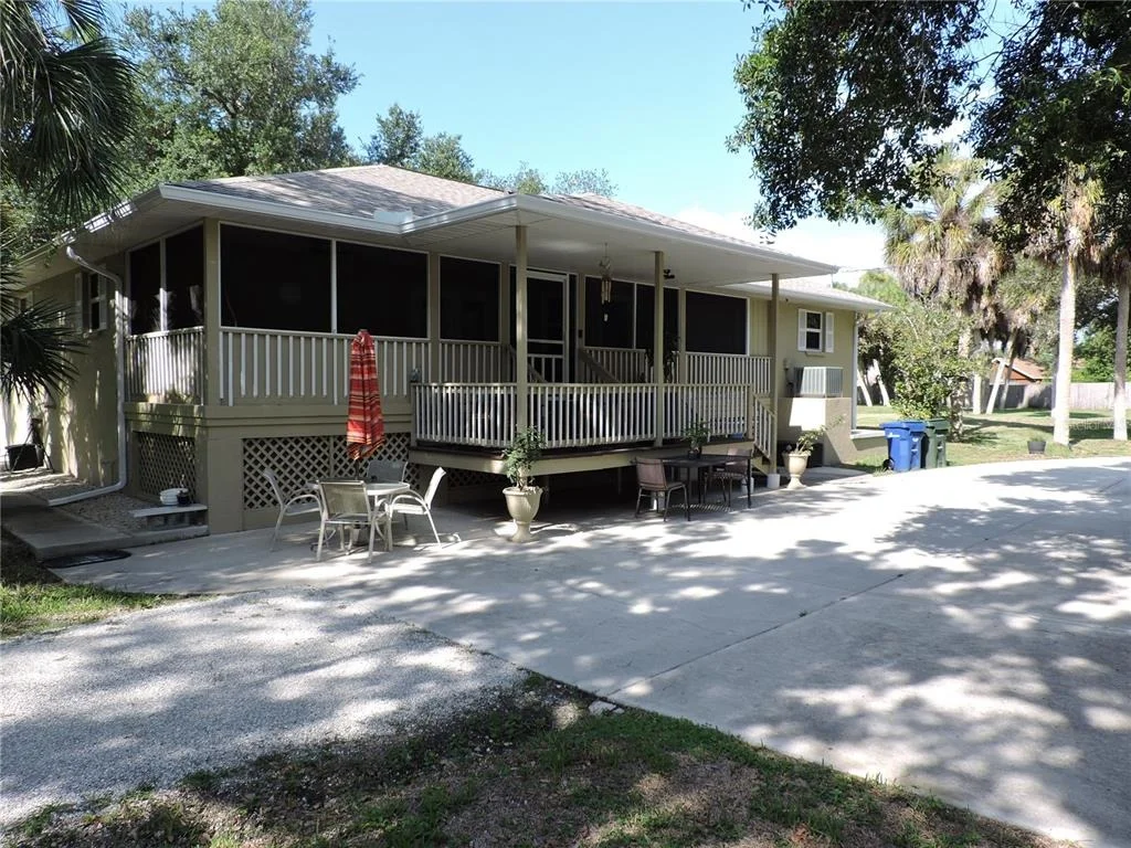 Photo of 905 COLONIAL ROAD