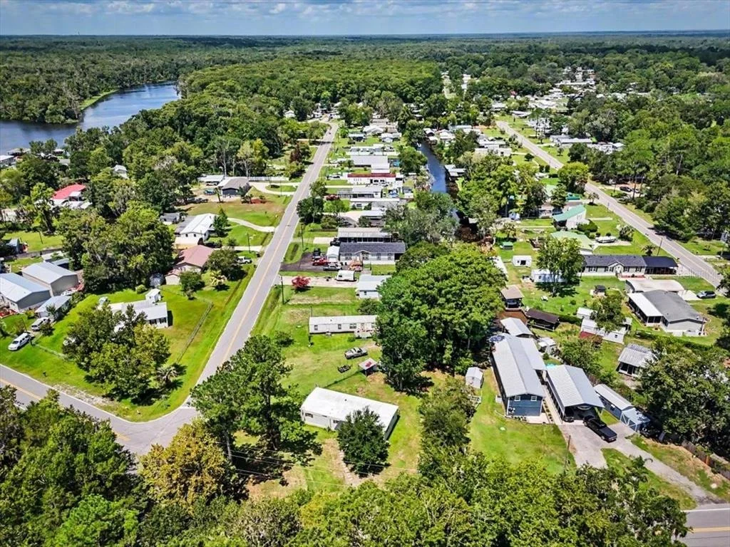 Photo of 104 EDGEWATER ROAD
