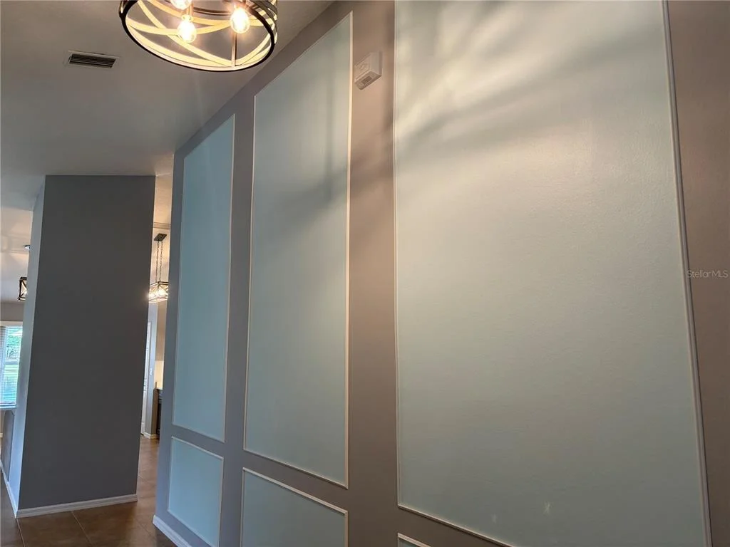 Photo of 908 WOODSTREAM LANE