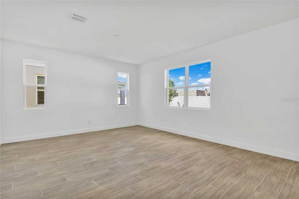 Photo of 141 WATERSTONE LOOP