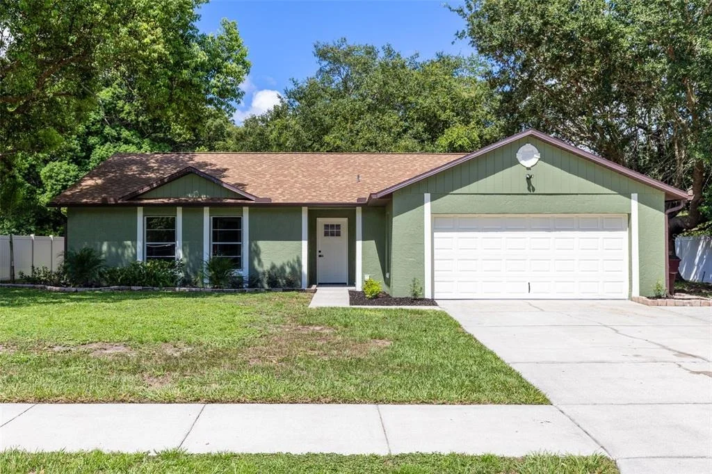 Photo of 910 WHISLER COURT