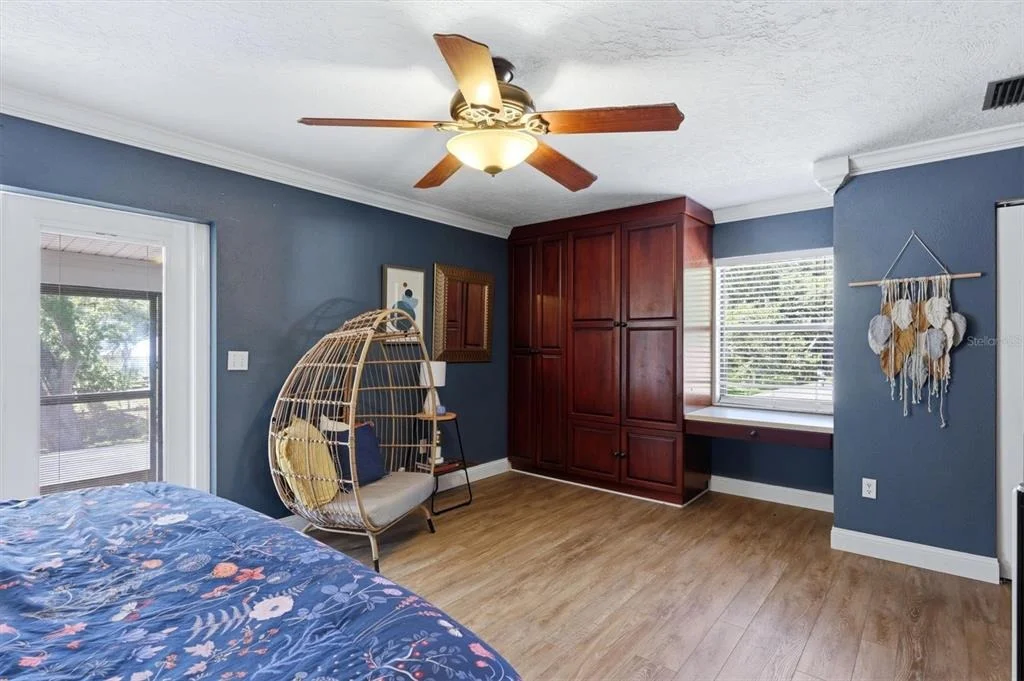 Photo of 10125 OAK RUN DRIVE