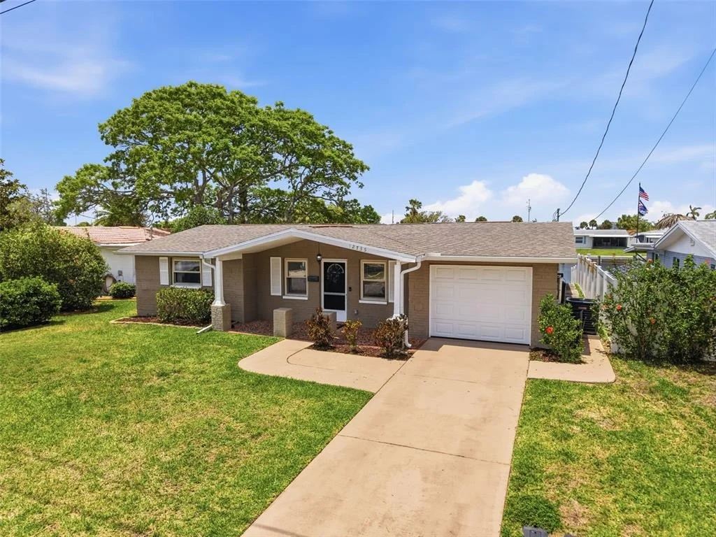 Photo of 12735 1ST ISLE