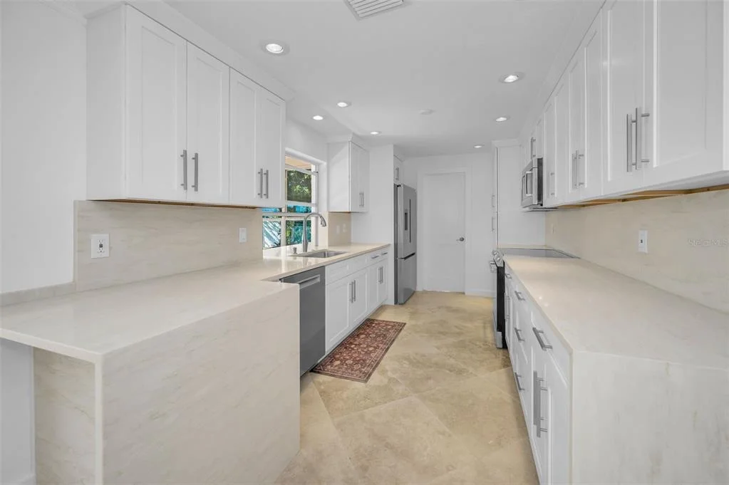 Photo of 2391 ROBERTA LANE