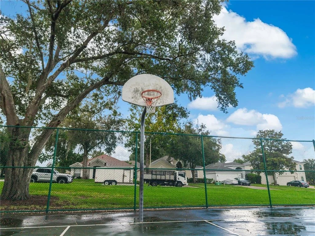 Photo of 116 OAK GROVE CIRCLE