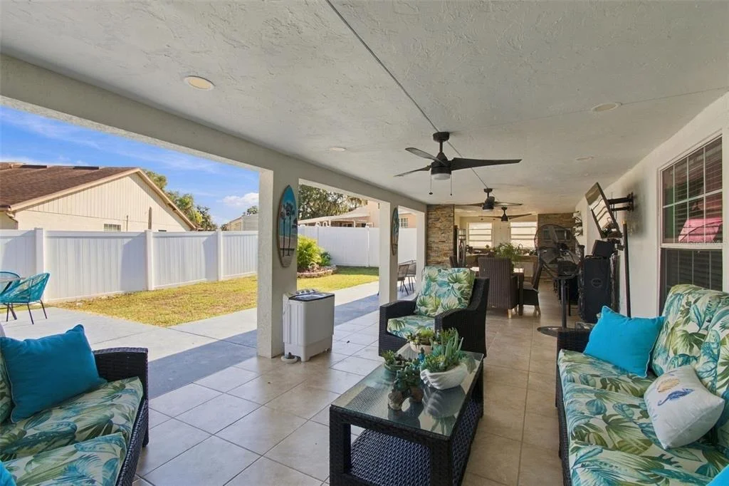 Photo of 1325 OAKCREST DRIVE