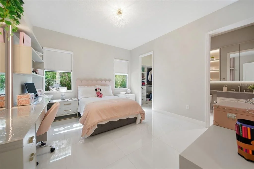 Photo of 2420 COCO PALM CIRCLE