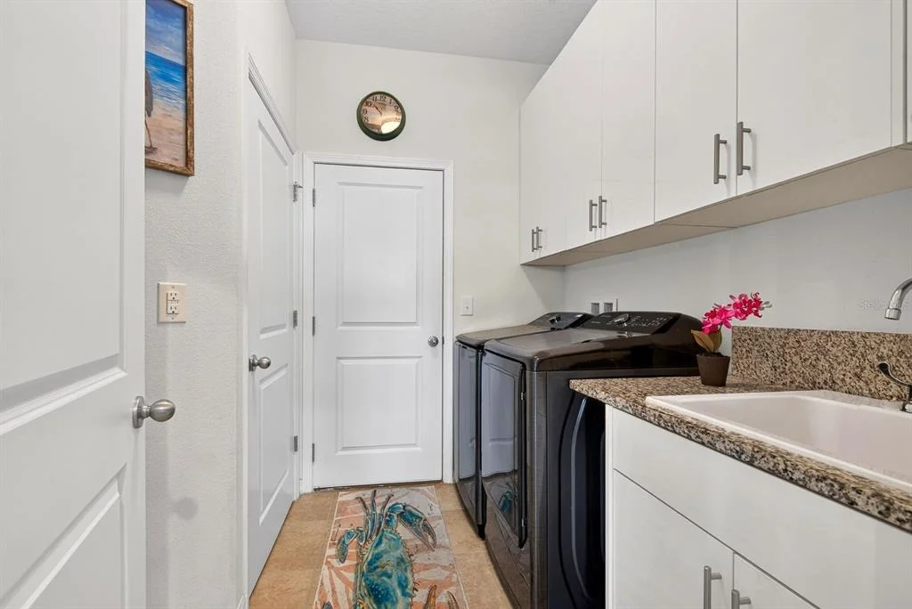 Photo of 6435 DEVESTA LOOP