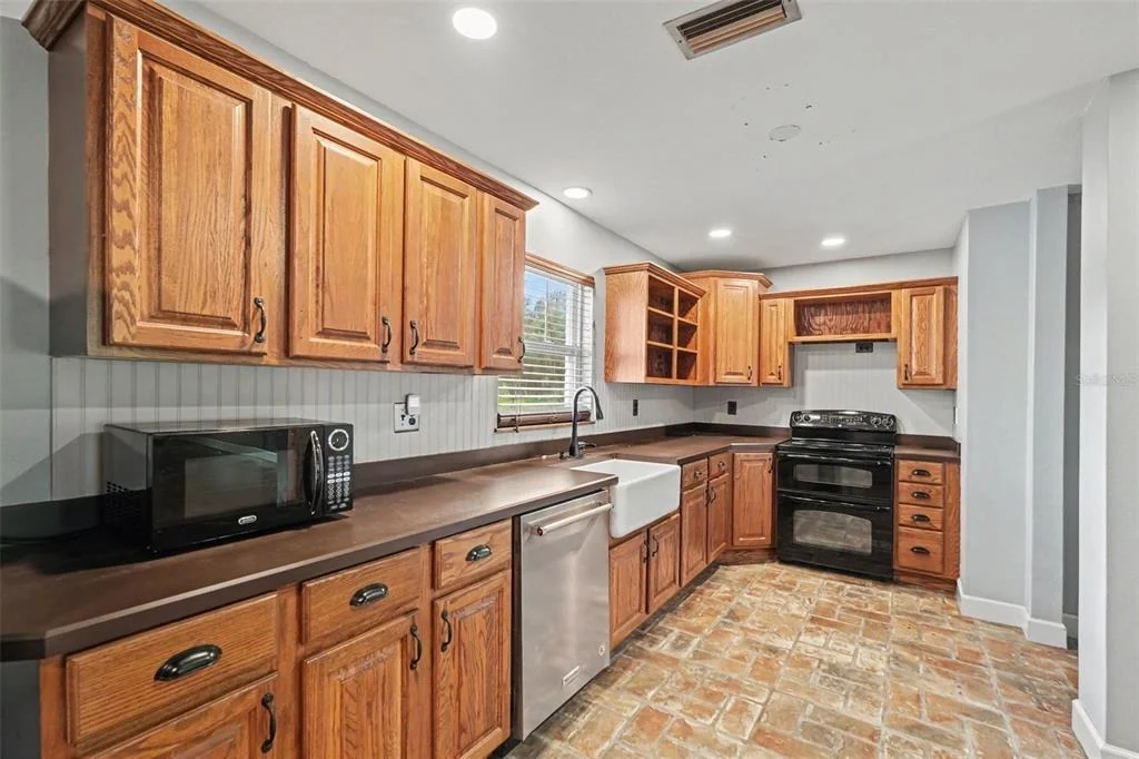 Photo of 36653 BLANTON ROAD